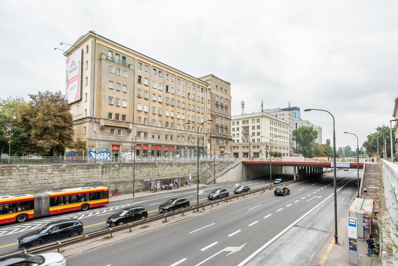Plac Zbawiciela 3-Bedroom Apartment Warsaw Exterior photo